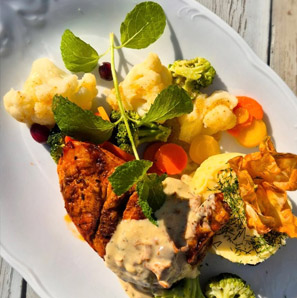 Posiłek w restauracji Gościńca Pod Brzozami